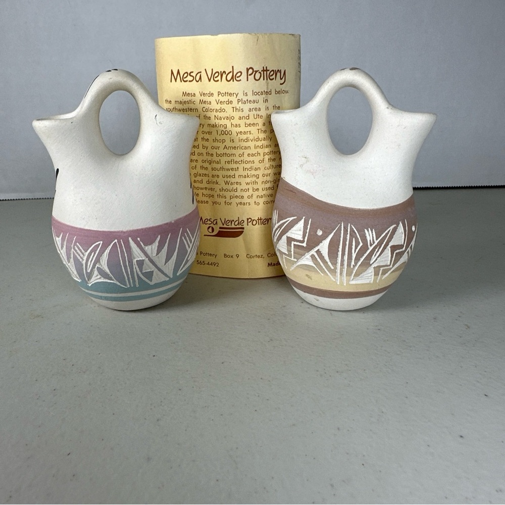 Vintage 1989 Mesa Verda Pottery Set Of 2 Native American Wedding Jugs. Signed 4”